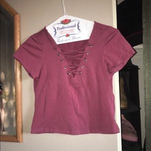 Super cute tied T-shirt